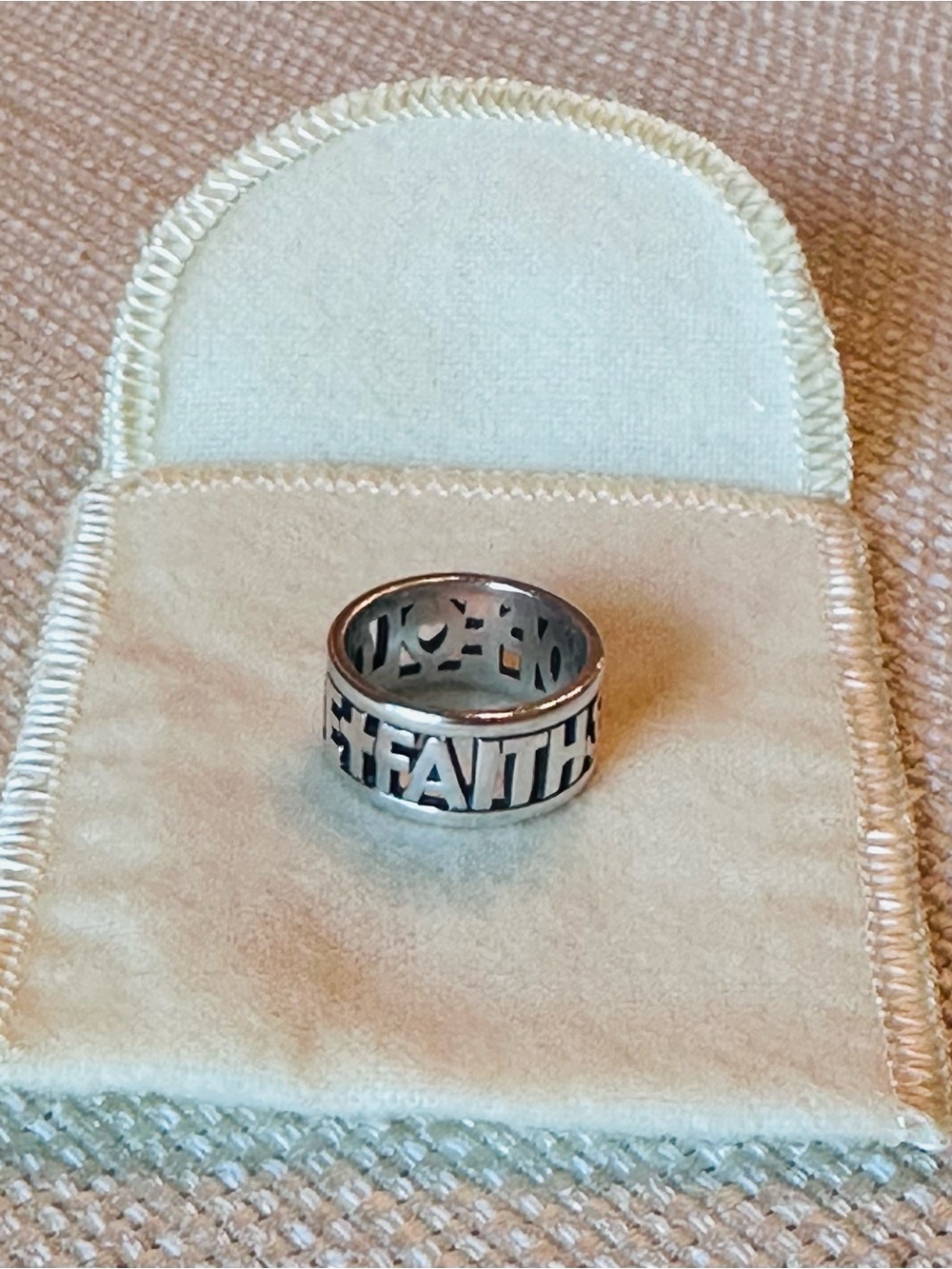 James Avery Silver FAITH HOPE LOVE Ring